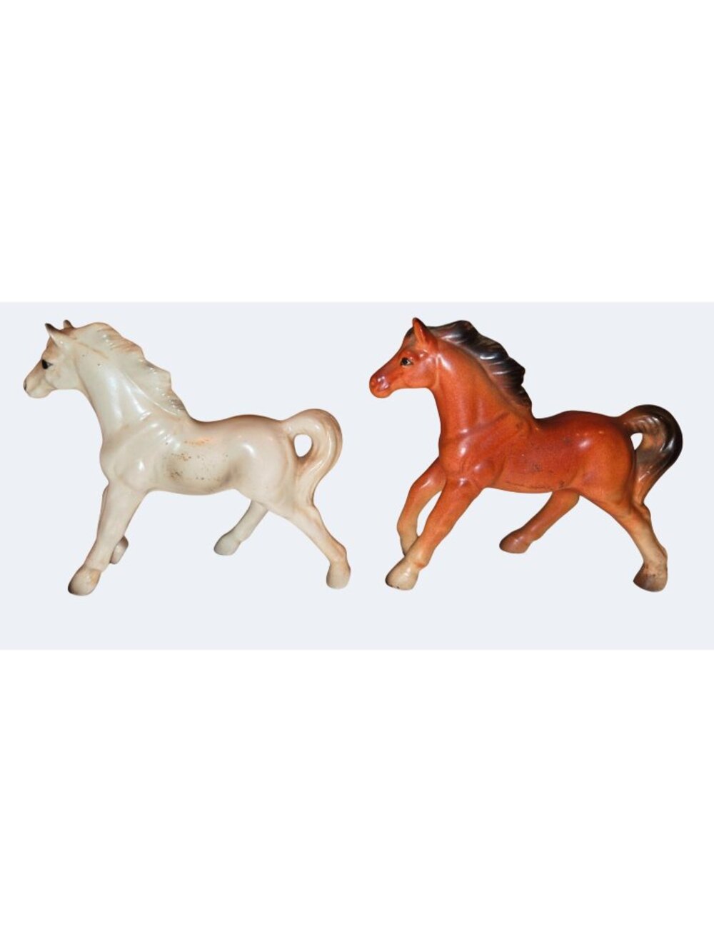 Pair Of Vintage Horse Figurines Chestnut Brown Cream Colors Mid-Century Decorati